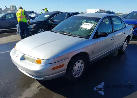 2002 Saturn S-Series Sl1 z USA, uszkodzony, nr VIN 1G8ZG52872Z304728